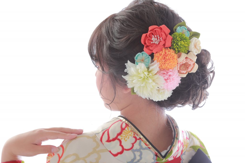 成人式のヘアスタイルどうする 今トレンドのゆるふわスタイル徹底分析 東広島市 成人式 ヘアアレンジ 笑顔創造写真館nicoショップブログ